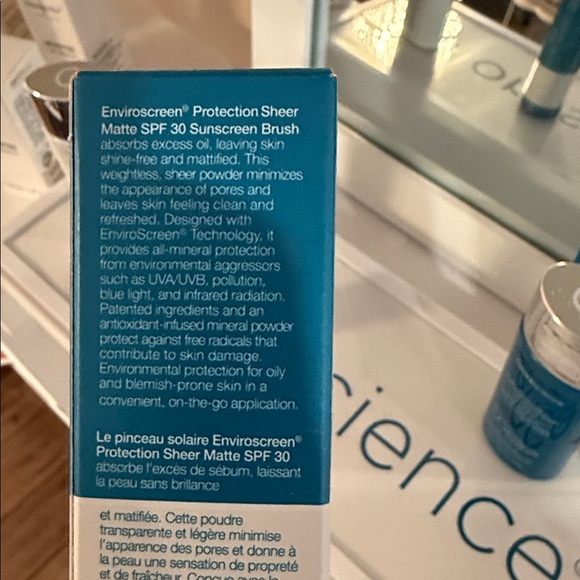 Colorescience Brush On Shield SHEER MATTE SPF30 - Picture 4 of 5